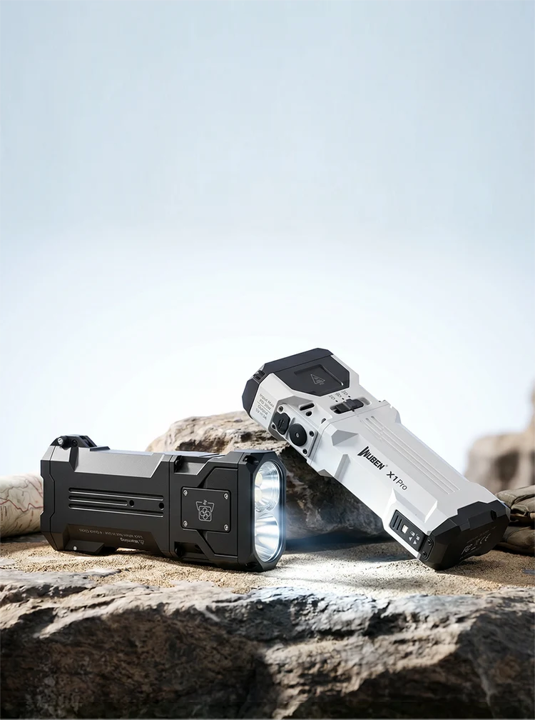 Linterna EDC recargable Wuben X1Pro de 12300 lúmenes con batería externa y clip.